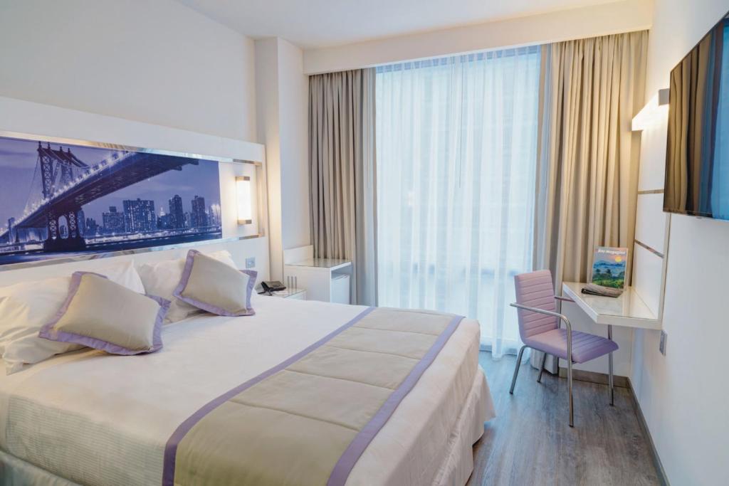 Riu Plaza New York Times Square Image