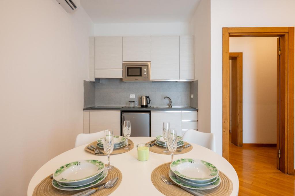 Rentwin-Little Bright Home-Pisa Airport 4