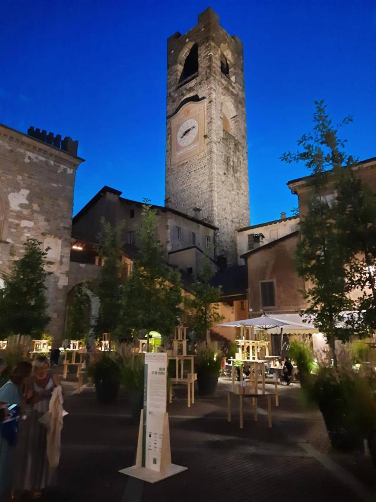 Piazza Vecchia Boutique Apartment 6