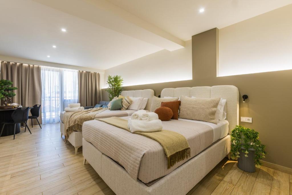Raise Thiseio Stylish Living 7
