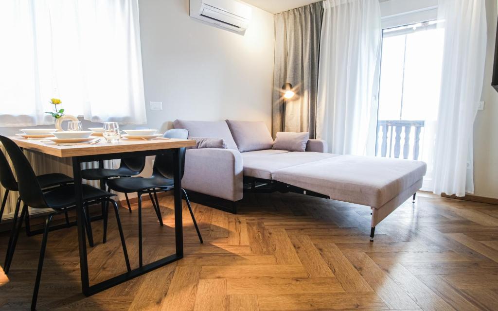 M16 Apartments 6