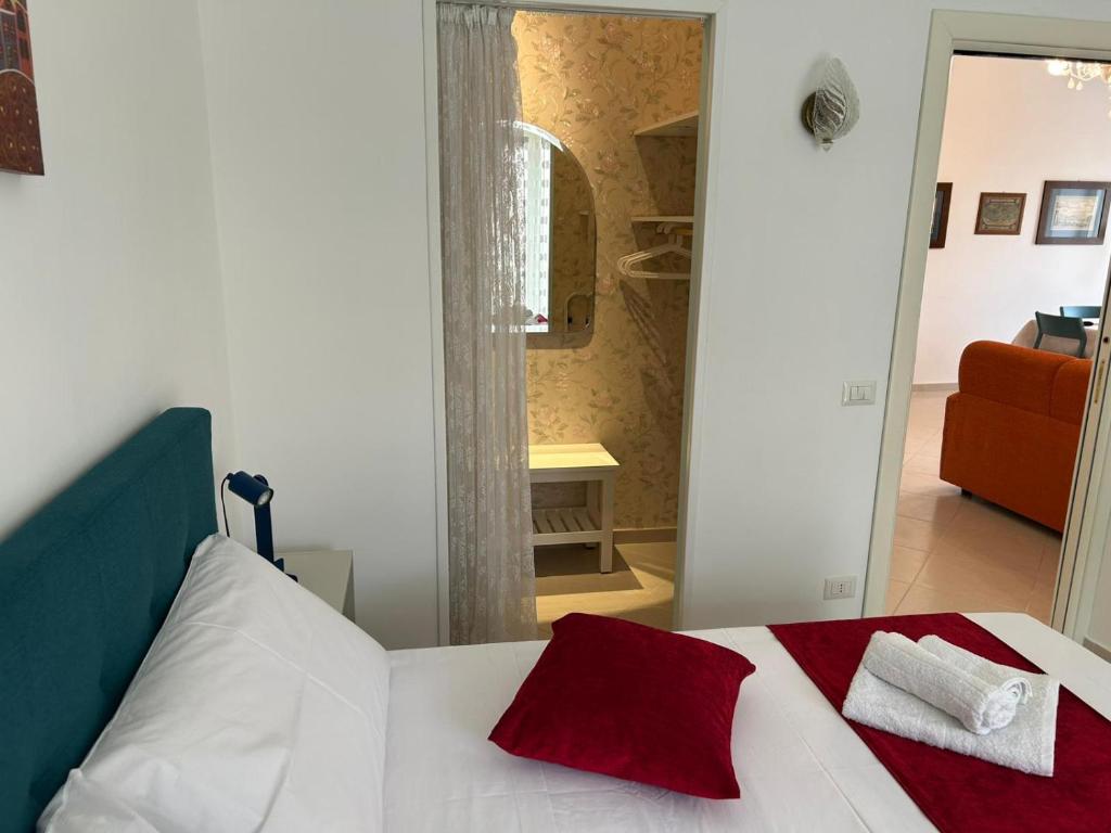 Marhaus, apartment in Piazza Dante 6
