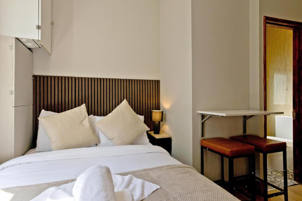 Imperial Earls Court Apartments 4