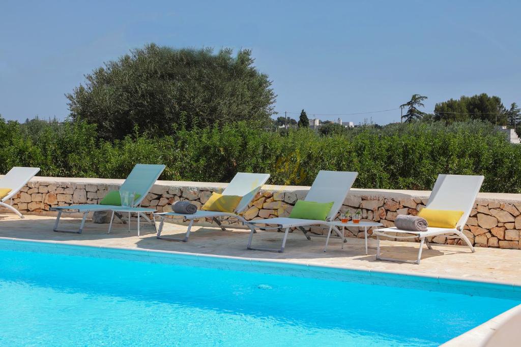 TD Trulli della Magnolia Trulli w Amazing Garden 4
