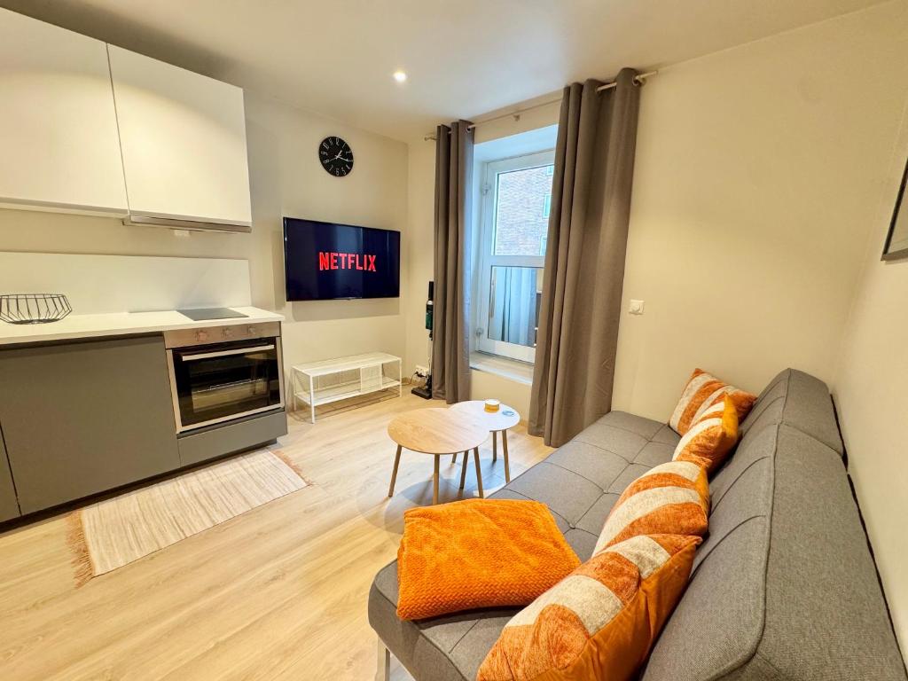 Smart & Central - New Renovated 4