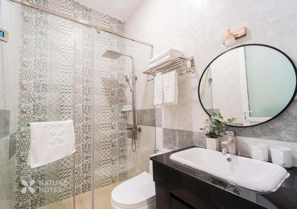 Nature Hotel - Luong The Vinh