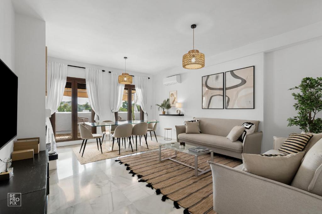 Vila Marina 1BD Apt Sea Views Beach Club Access