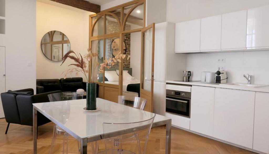 Les Relais du Capitole - Appartements d'hôtes 3