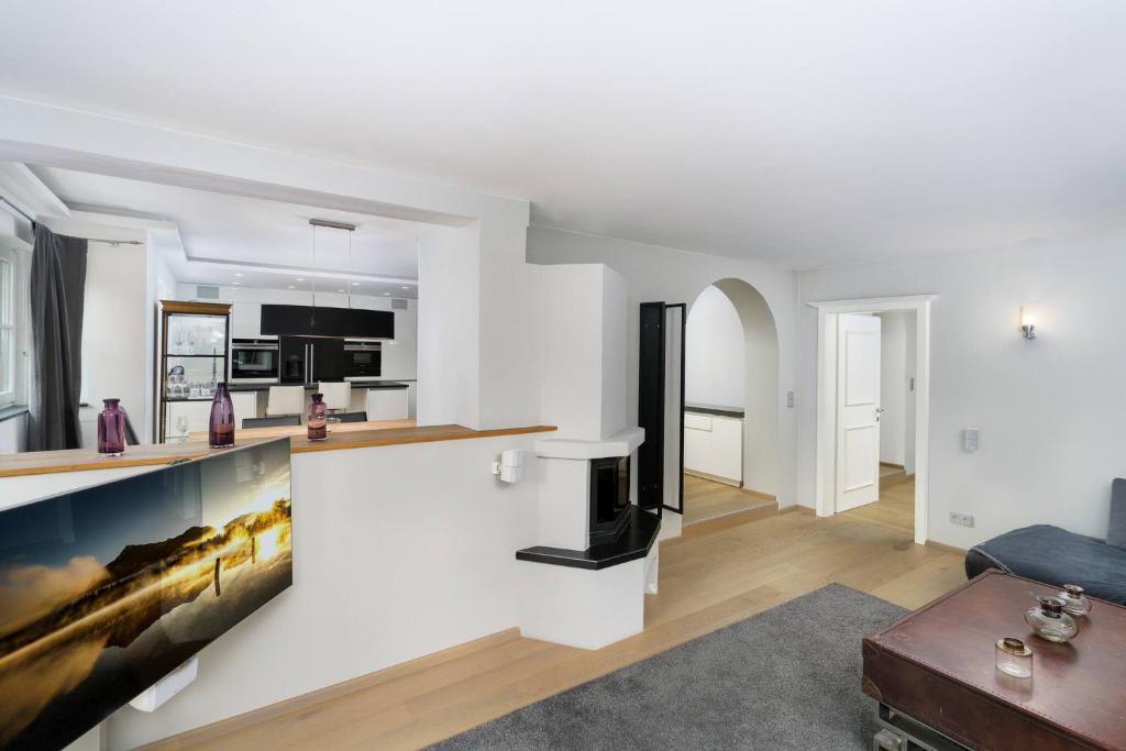 Kitz-Heart Apartments by Alpine Host Helpers 4