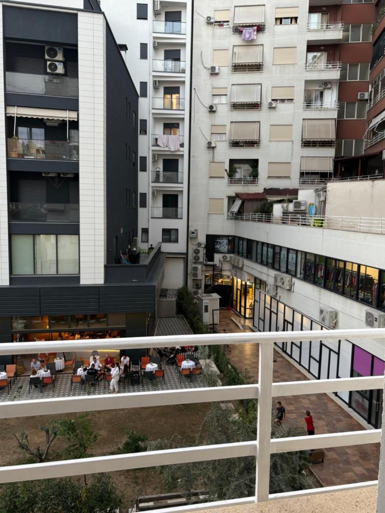 Gold Opal Apartment 6