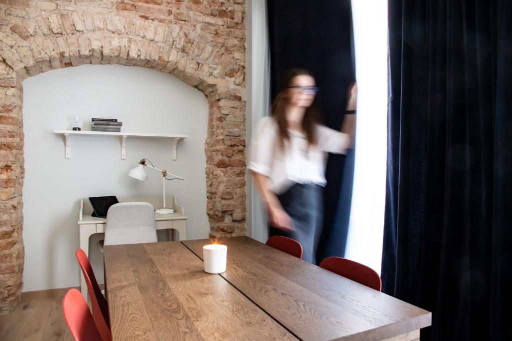 Castle Street Modern Apartments I cohost 4
