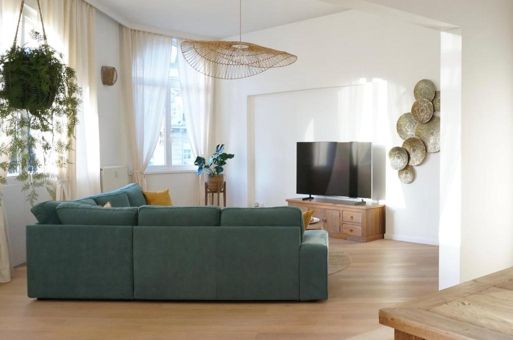 Charming, spacious & luxurious - 2-bedroom apartment at wonderful location 5