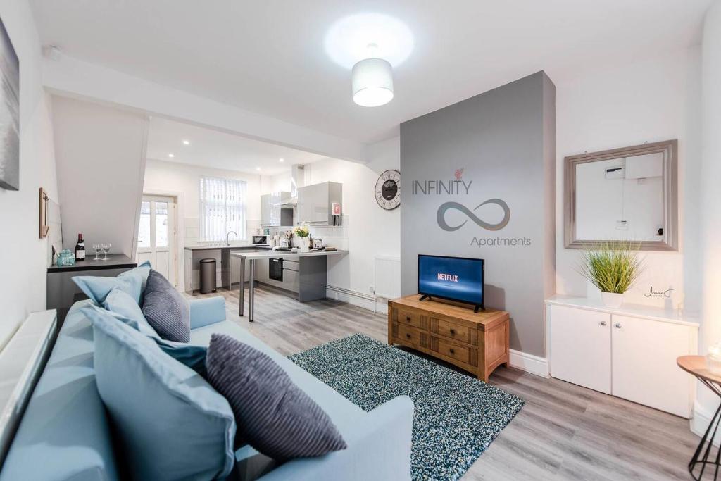 Liverpool Harrow Road Sleeps 6- Infinity Apartment 5