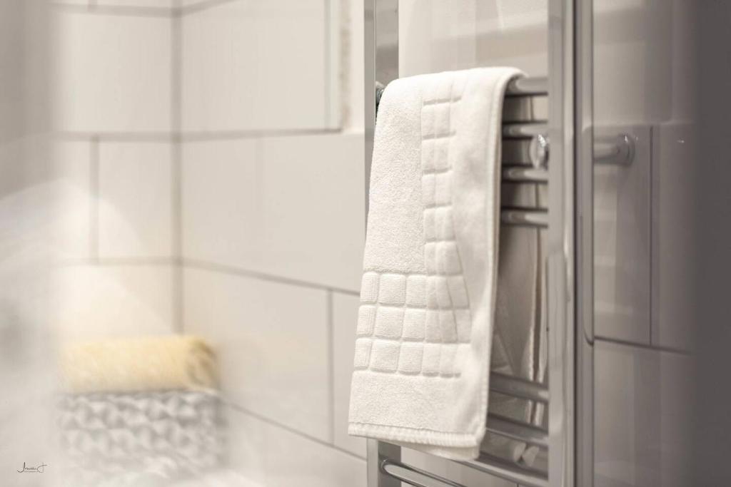 Liverpool Harrow Road Sleeps 6- Infinity Apartment 2