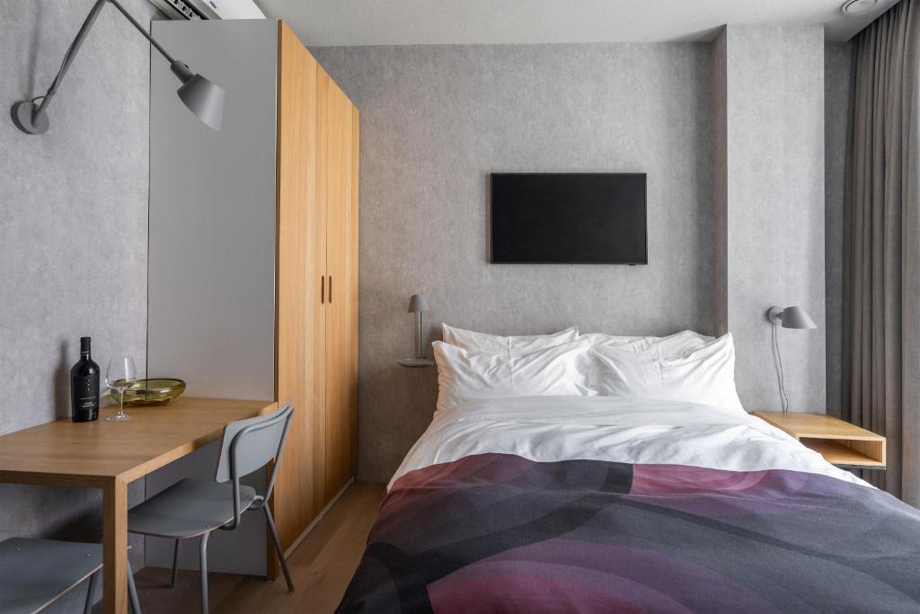 348 Suites Short Stay 5