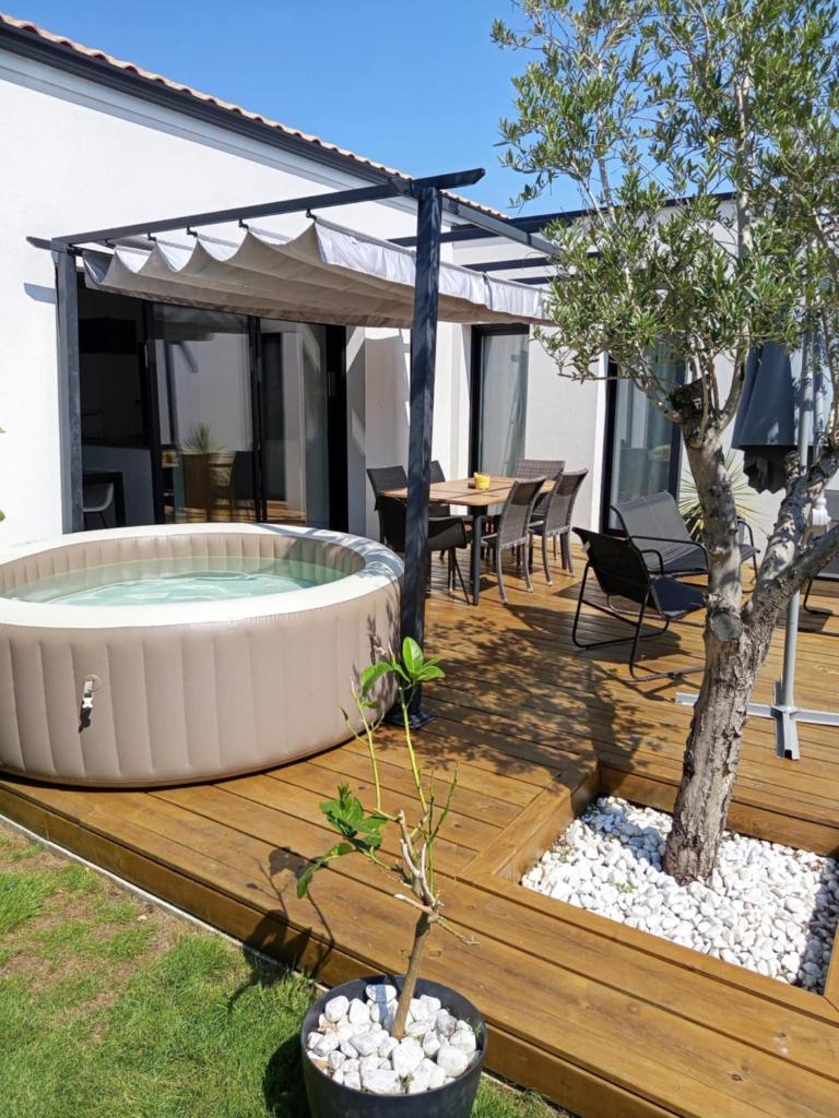 Zéphyr - Maison 3 Chambres avec jacuzzi - Proche aéroport et Nantes 6