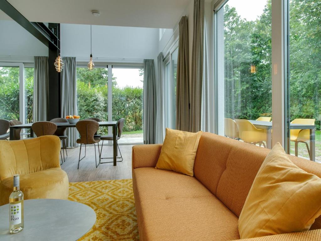 Bungalow in Texel near National Park 4