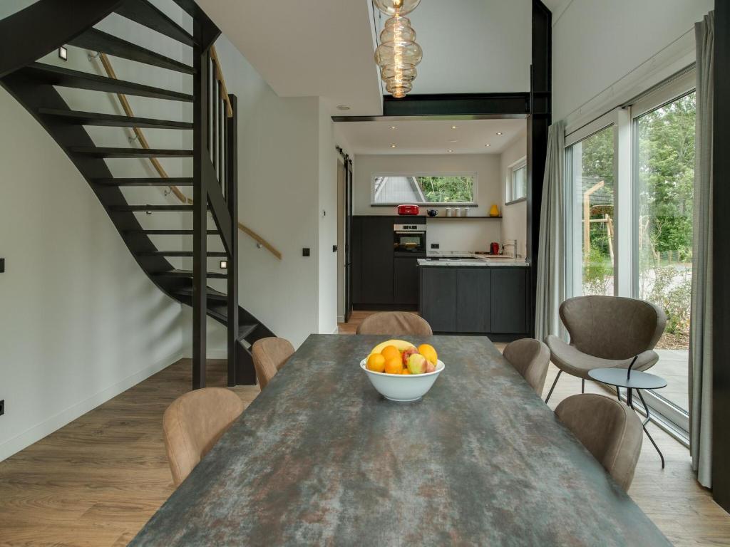 Bungalow in Texel near National Park 1