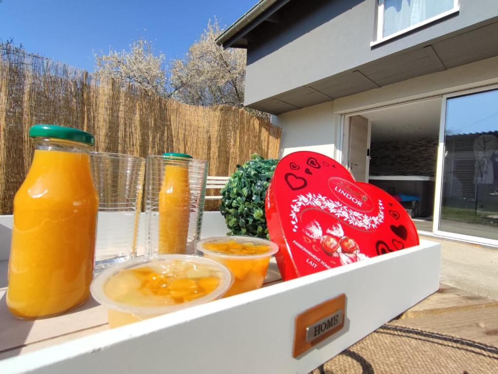 Gîte Ange ou Démon, jacuzzi, sauna, love room, location à la journée 8