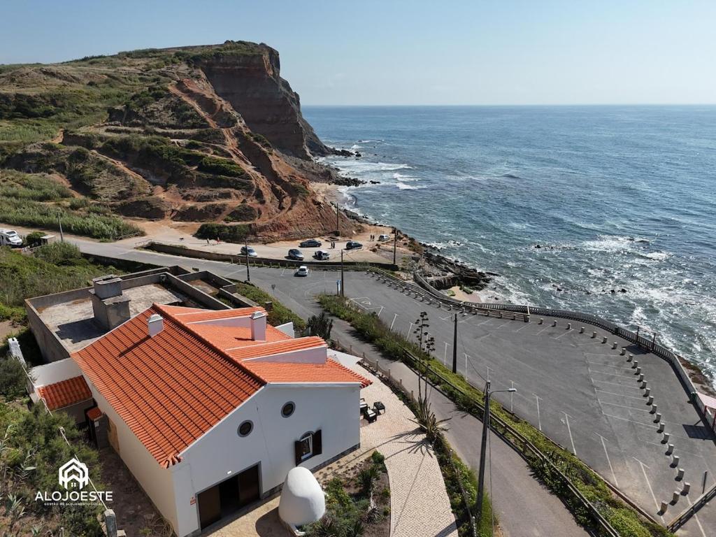 Atlantic Ocean Villa - 4 bedrooms - Ocean front 8