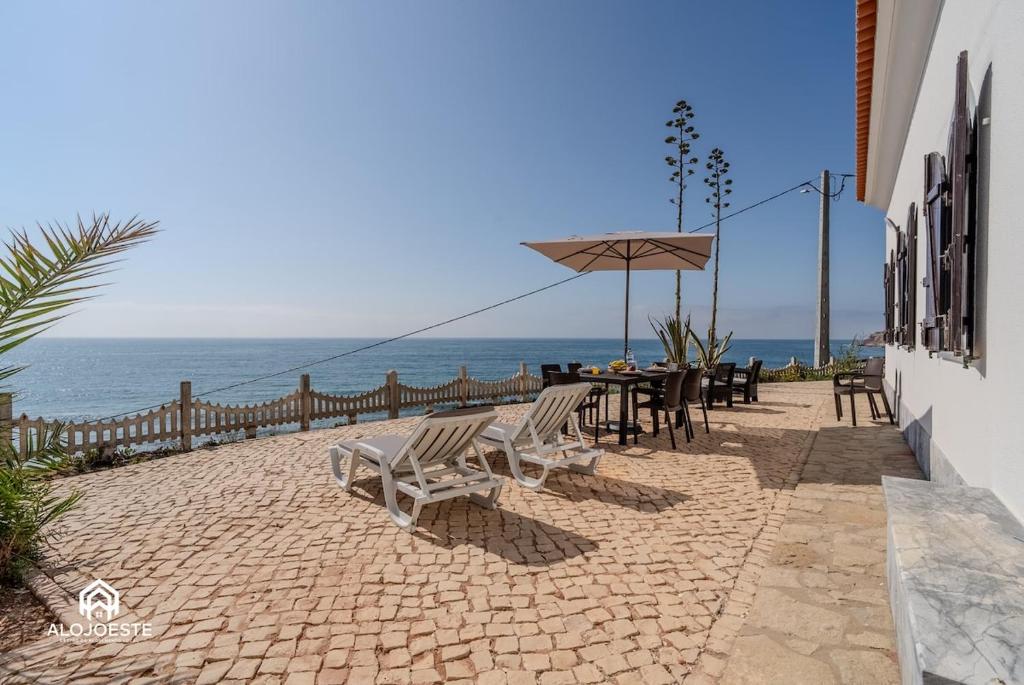 Atlantic Ocean Villa - 4 bedrooms - Ocean front 1