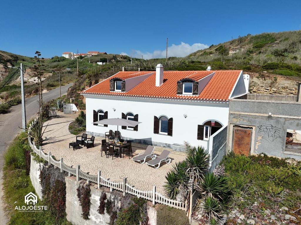 Atlantic Ocean Villa - 4 bedrooms - Ocean front 5