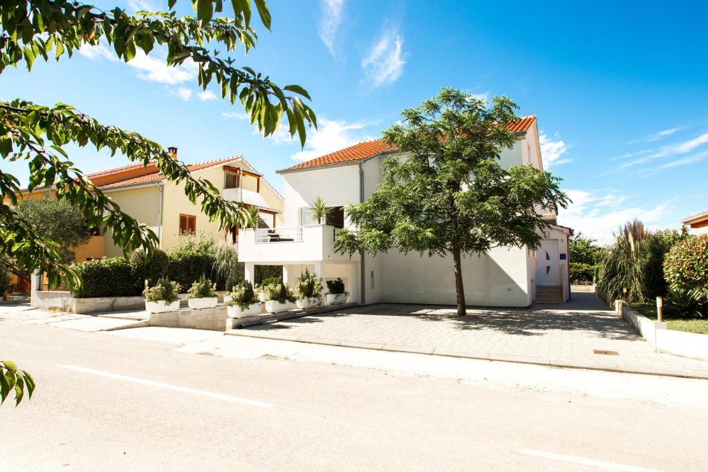 Apartment Sunny Spell with free parking and garden 6