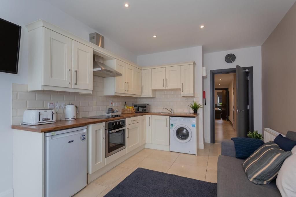 Camden Luxe Apartments 5
