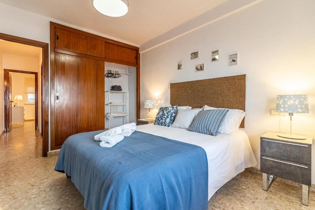 Apartamento Brisas del Mar primera línea Playa Los Boliches Fuengirola 2