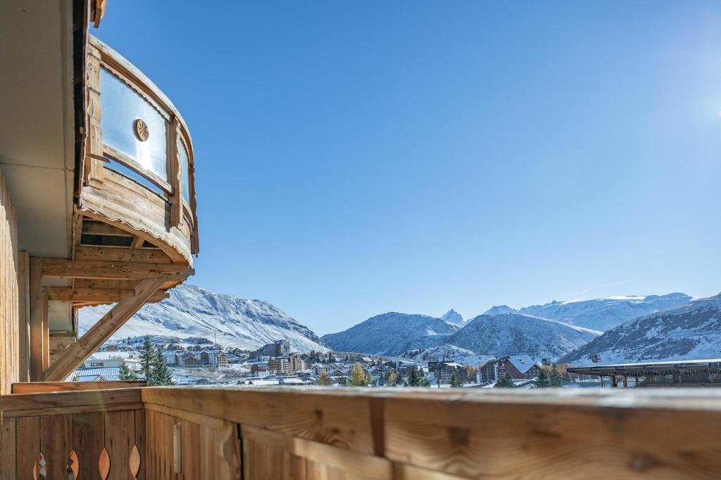 Alpe d'Huez Houses - Chateau Noir - Grand standing pour 4 ou 5, Sauna, Fitness, Babyfoot