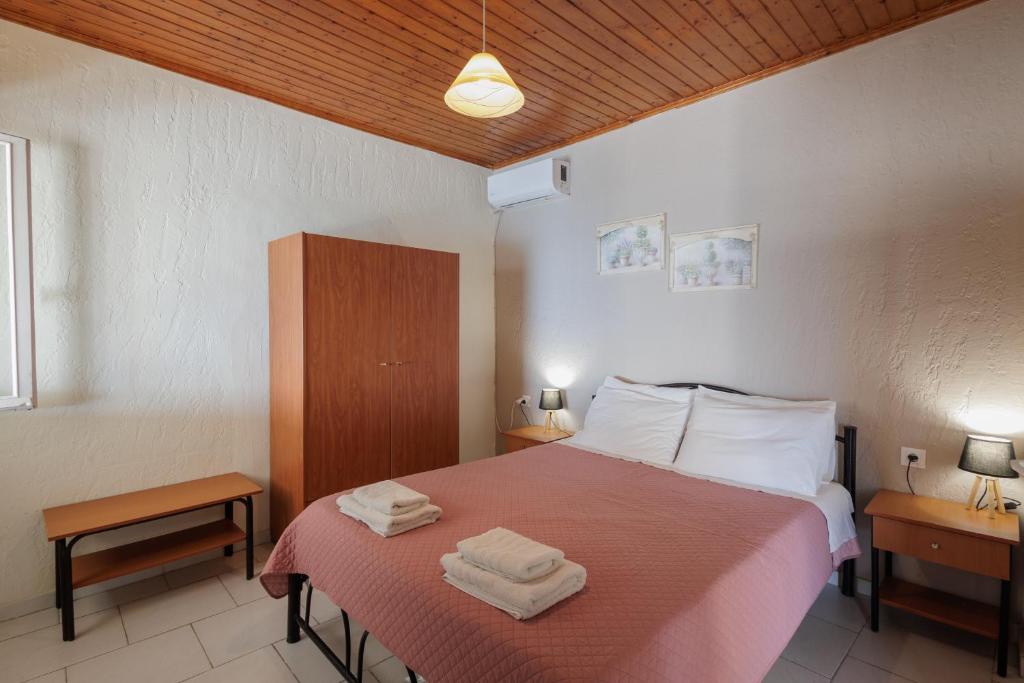 Josef and Marina House 7