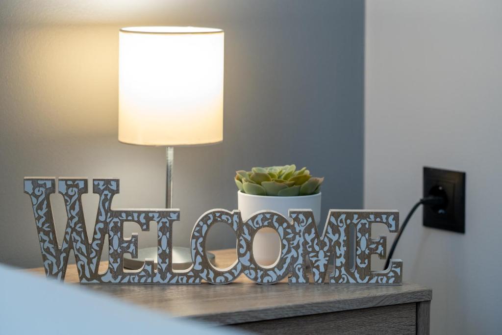 Ermou Central Studios and Suites! 6