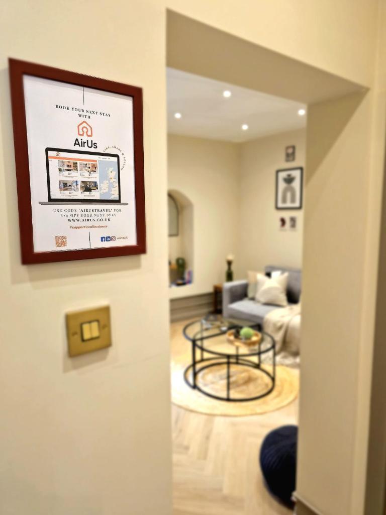 Newly Renovated Gem - Free Parking & Modern Comfort 7