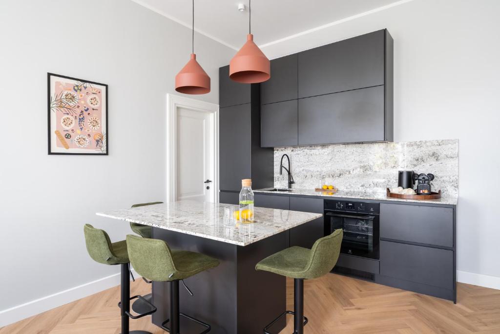 Bold 1909 Residences - Art Nouveau Living 3