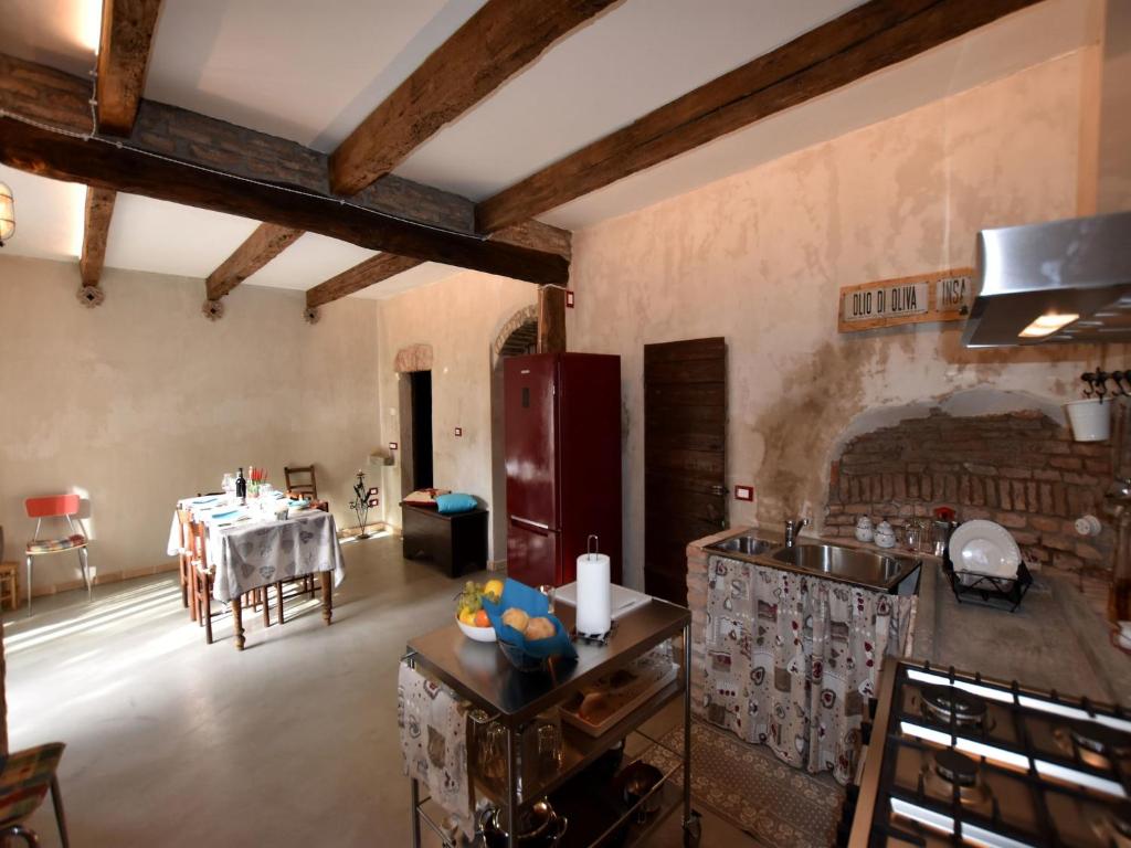 Mansion in Provaglio near Lake Iseo 7