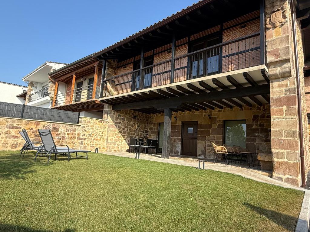 Zurita Rural Suites 8