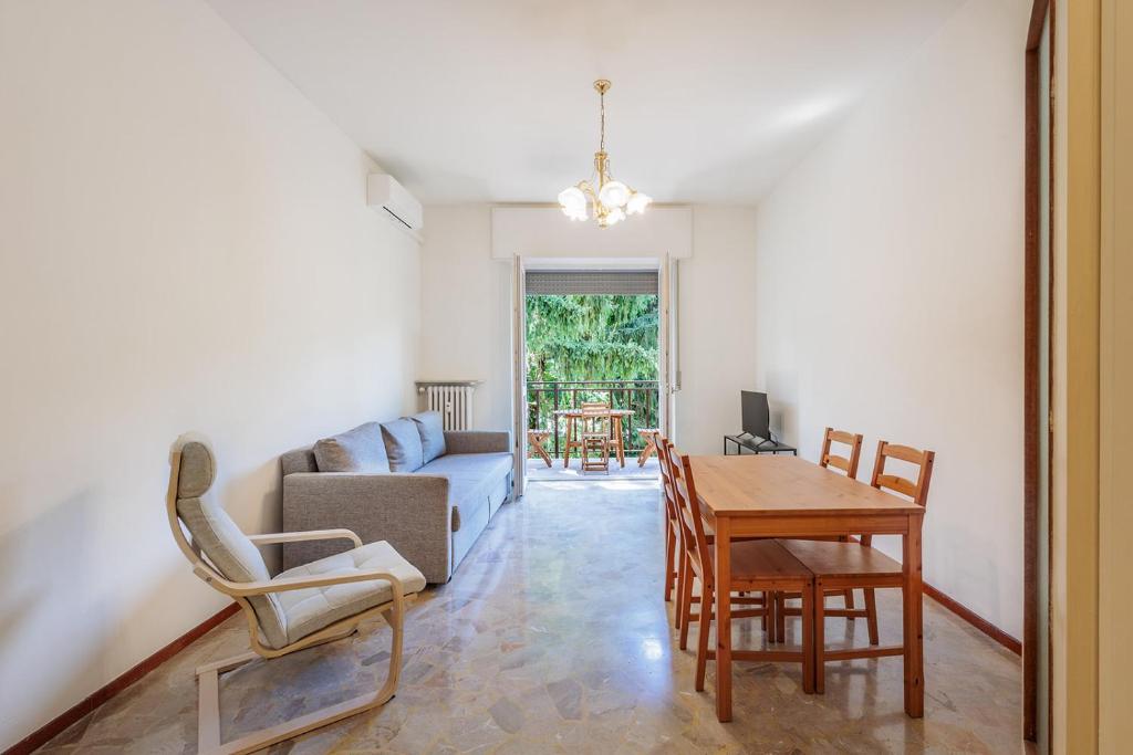 GuestHost - Bright Apartment Parco dei Colli 4