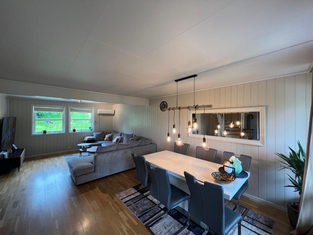 Røstad Apartment - with Kitchen and Free Parking 3