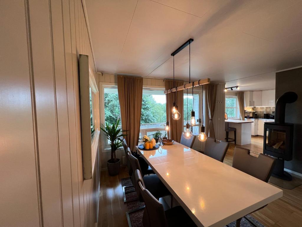 Røstad Apartment - with Kitchen and Free Parking 4