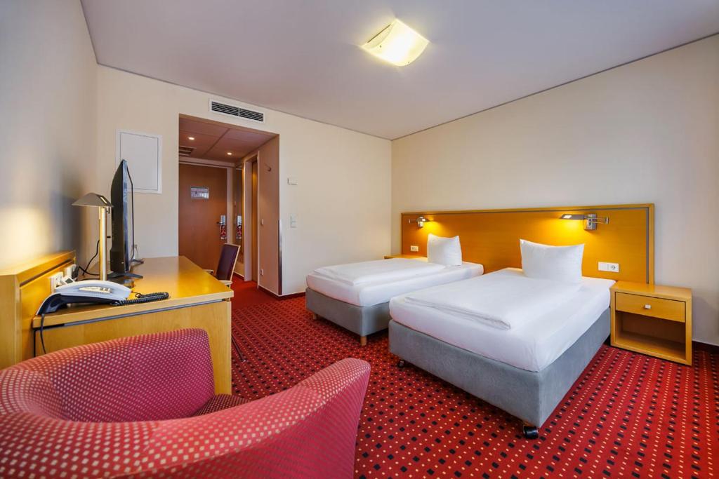 Airporthotel Berlin-Adlershof 6