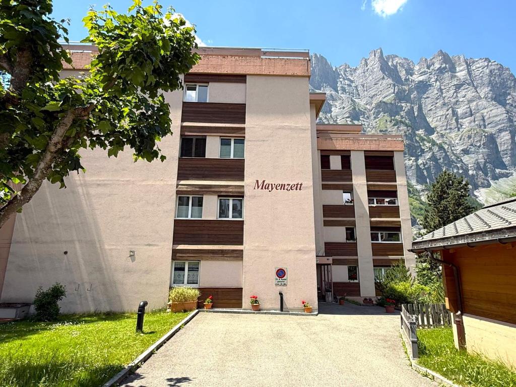 Mayenzett 34