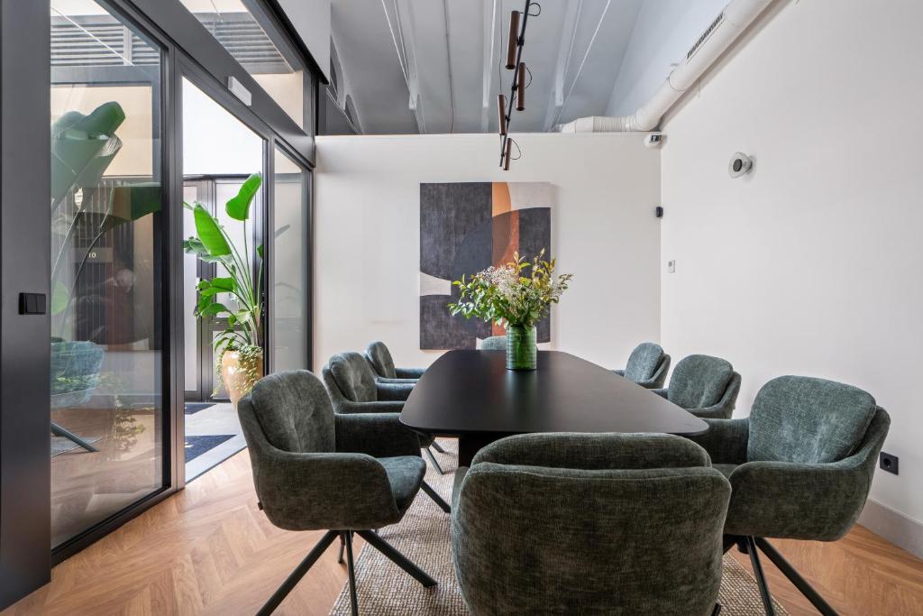 Pacifico Suites near Retiro 7