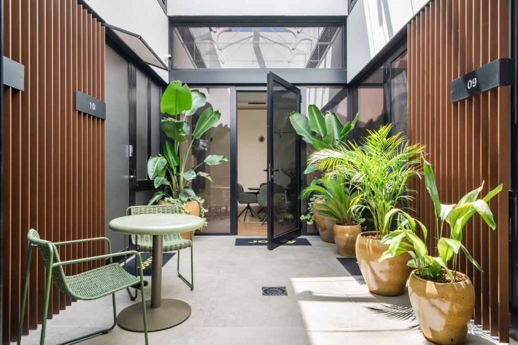 Pacifico Suites near Retiro 8