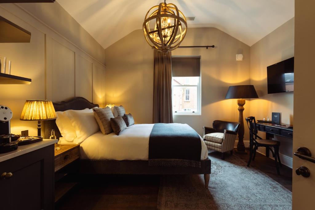 Regency House 2