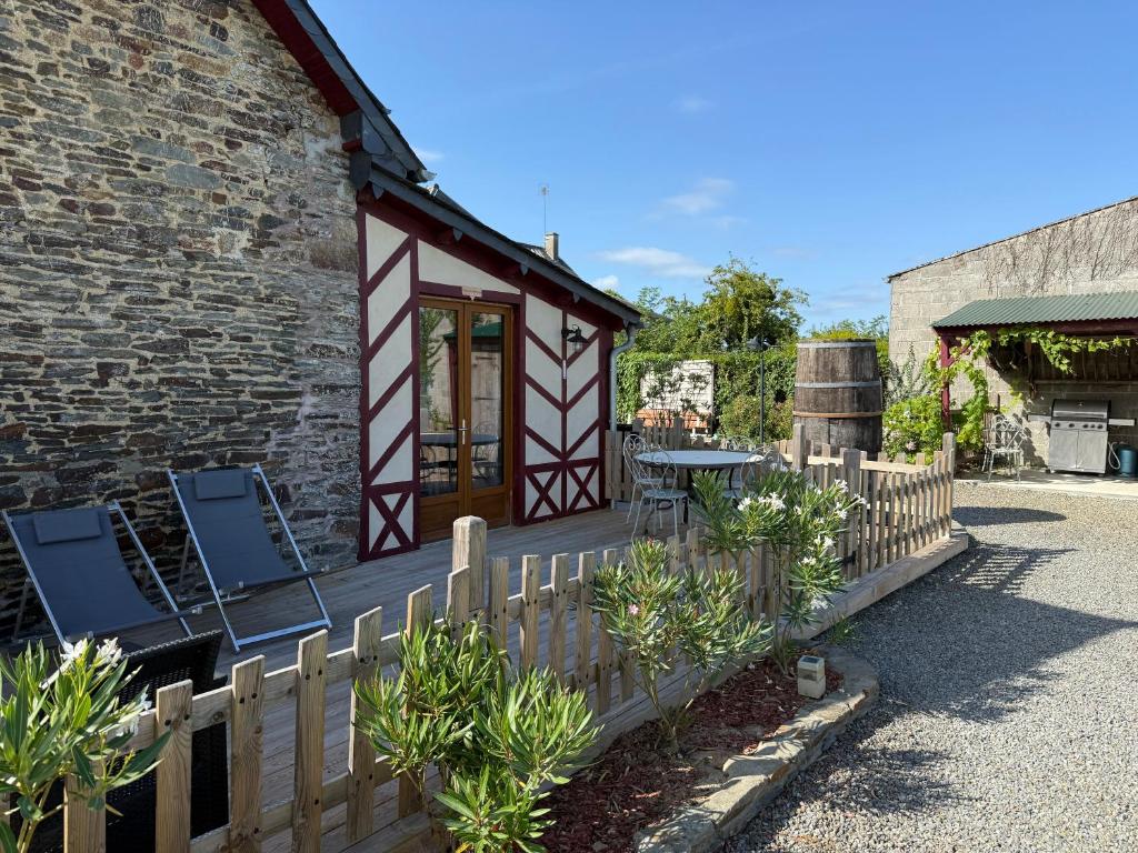 Domaine de la Ville Chérel, maison à colombage 1
