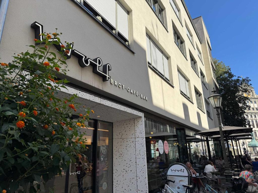 Brand new luxury apartment on Rathausplatz 5