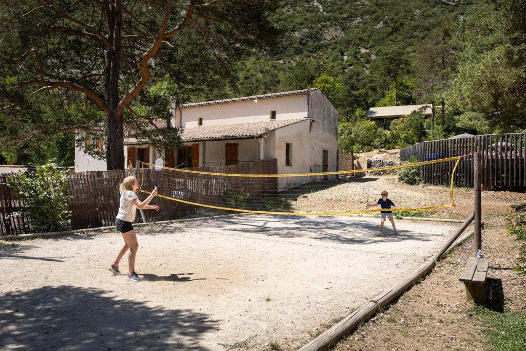 Photo de la galerie de l'établissement Huttopia Gorges du Verdon, à Castellane 16 autres photos