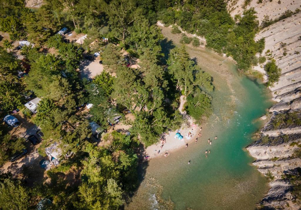 Photo de la galerie de l'établissement Huttopia Gorges du Verdon, à Castellane