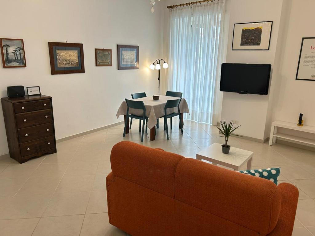 Marhaus, apartment in Piazza Dante 4