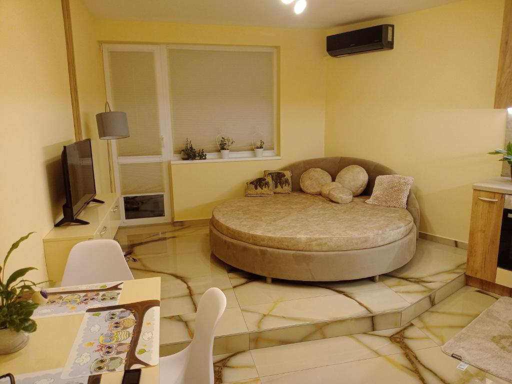 Red Square boutique apartment 1